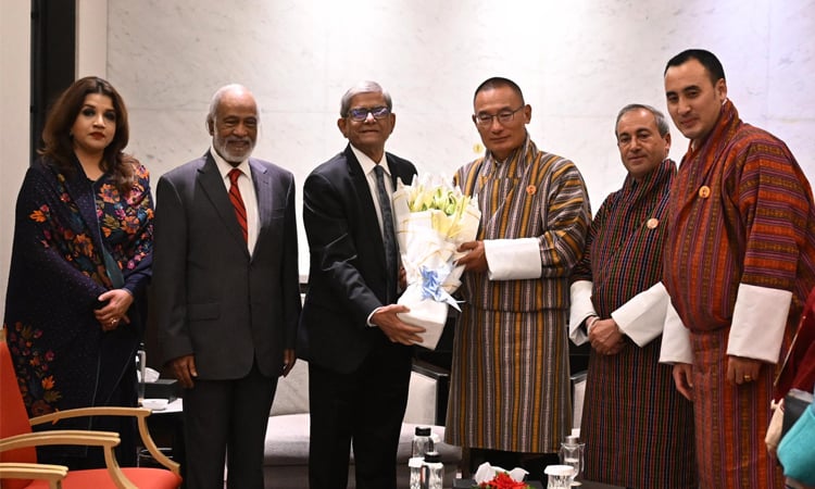 ভুটানের প্রধানমন্ত্রীর সঙ্গে মির্জা ফখরুলের সৌজন্য সাক্ষাৎ